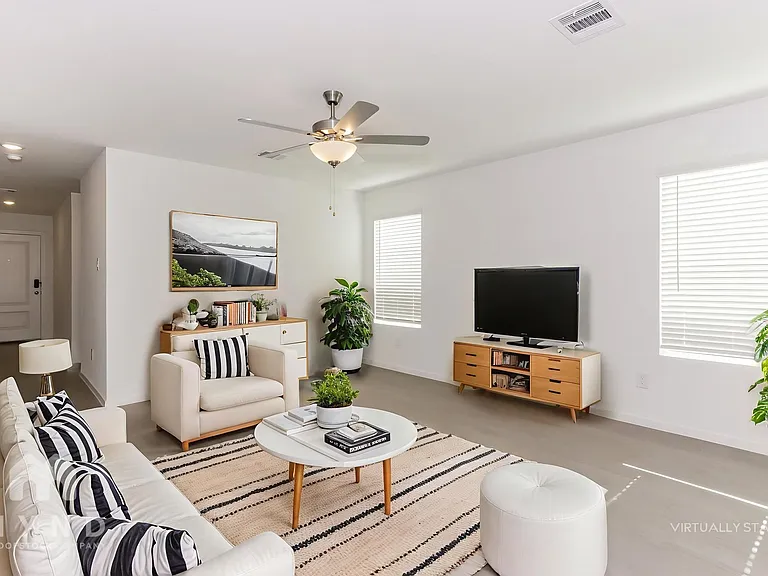 30 West Luxury Rental Homes — Photo 94