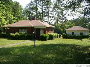 555 Peigler St, Concord, NC 28027