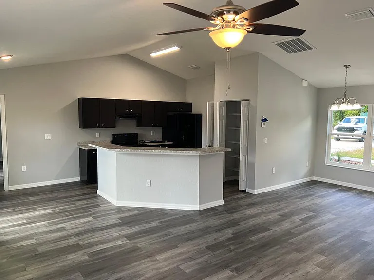 7919 Juniper Rd — Photo 6
