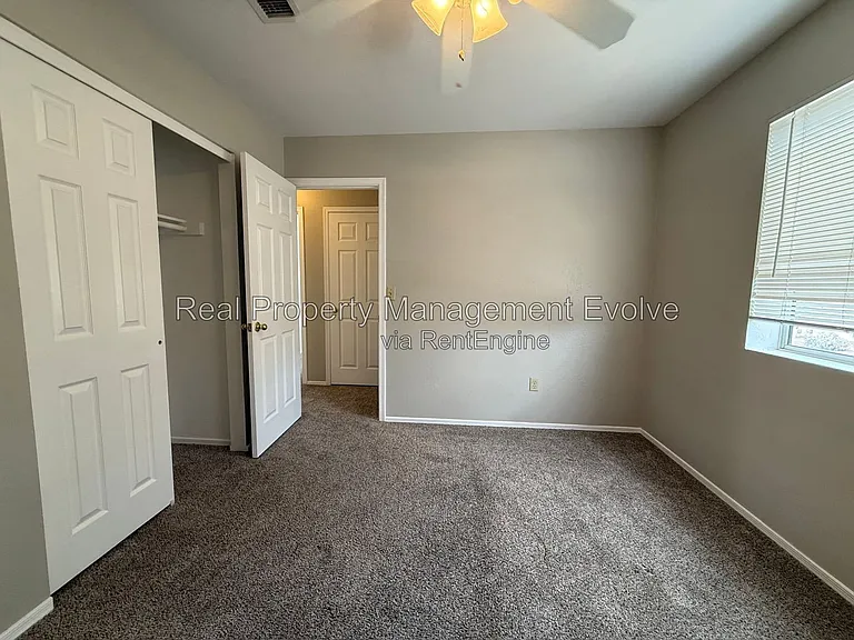 3725 E Taro Ln — Photo 19