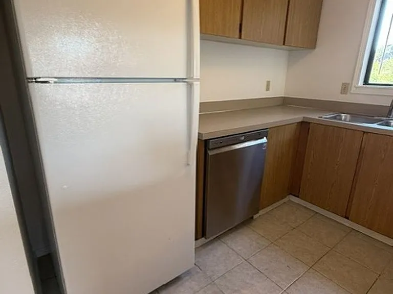 Price 4-Plex - Bothell — Photo 10