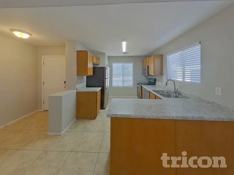 45310 W Norris Rd — Photo 4