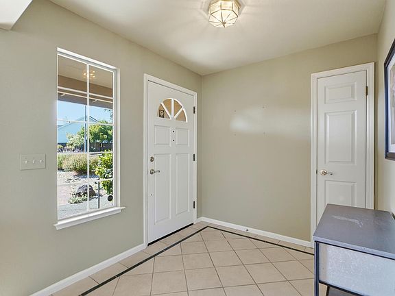 5th image of 407 Woodley Place