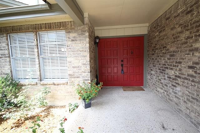 1st image of 8560 Park Ln APT 22