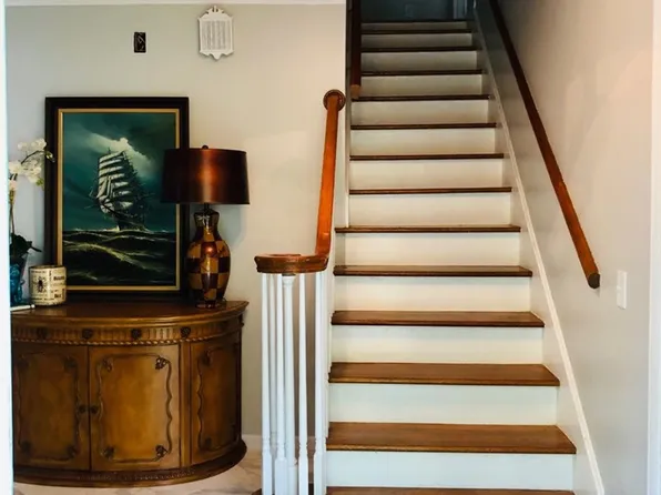 1508 E Roy Parker Rd, Ozark, AL 36360