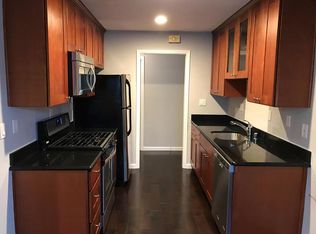 901 Hill St #B, Belmont, CA 94002