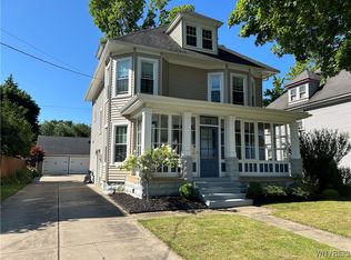 17 Dudley Ave, Hamburg, NY 14075