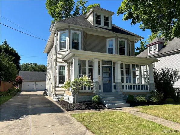 17 Dudley Ave, Hamburg, NY 14075