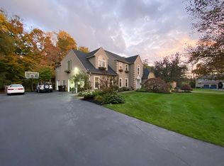 1225 McDivitt Dr, Blue Bell, PA 19422