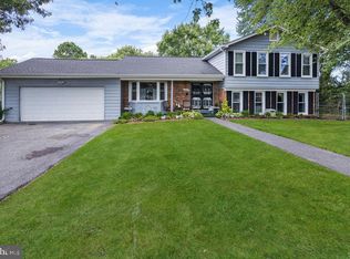 9000 Heatherfield Ct, Fort Washington, MD 20744