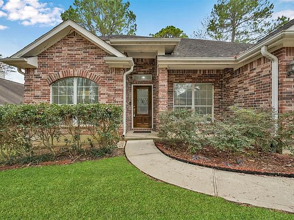 2nd image of 13425 Hidden Valley Dr