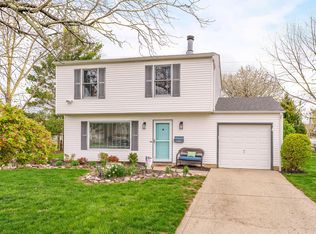 162 Burns Dr, Westerville, OH 43081