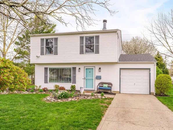 162 Burns Dr, Westerville, OH 43081