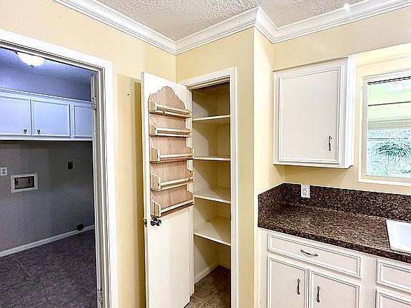 3rd image of 13609 Hackberry Manor Dr