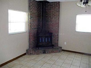 3rd image of 616 Howard Ave