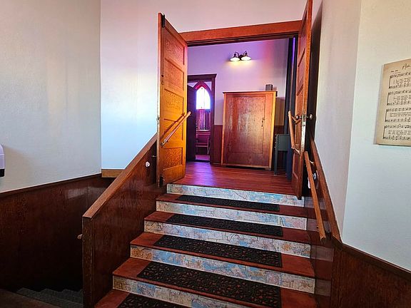 4th image of 38594 4th St W #1