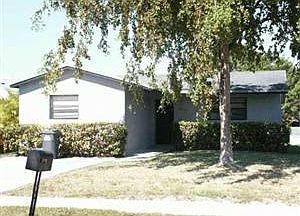 2nd image of 5425 Flagler St