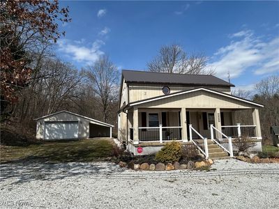 14086 E Center St, Burton, OH, 44021