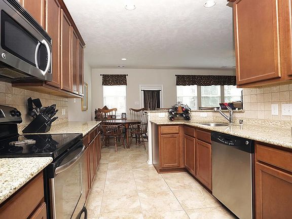 5th image of 7 Bowerbank Ct