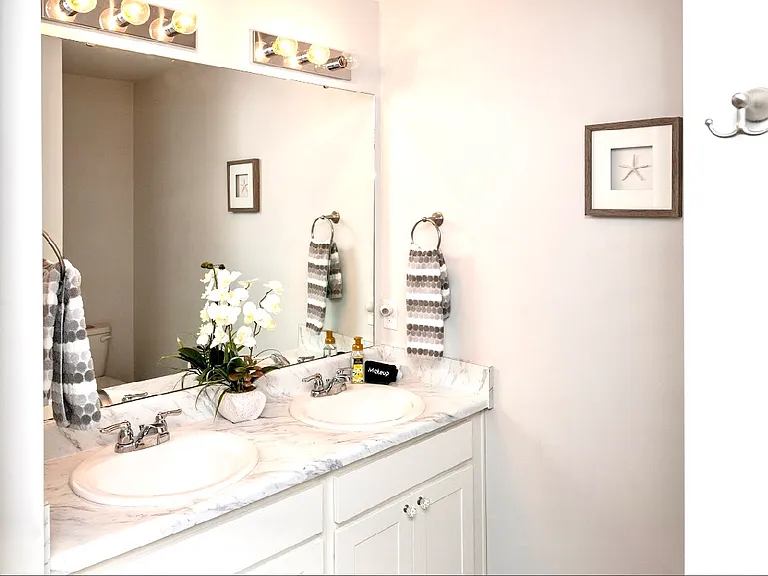 4818 Abbington Oaks Way SE — Photo 11