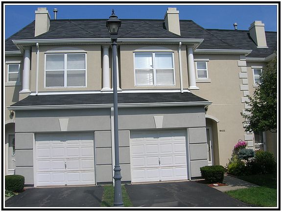 3 Bedroom 2.5 bath Townhome