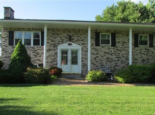 49590 E Ruby Dr, East Liverpool, OH 43920