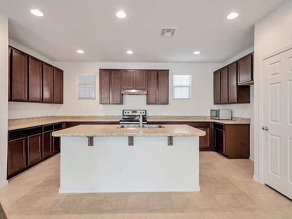 2nd image of 1006 S Olympic Dr