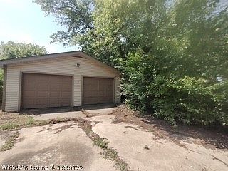 3rd image of 3073 W State Highway 22