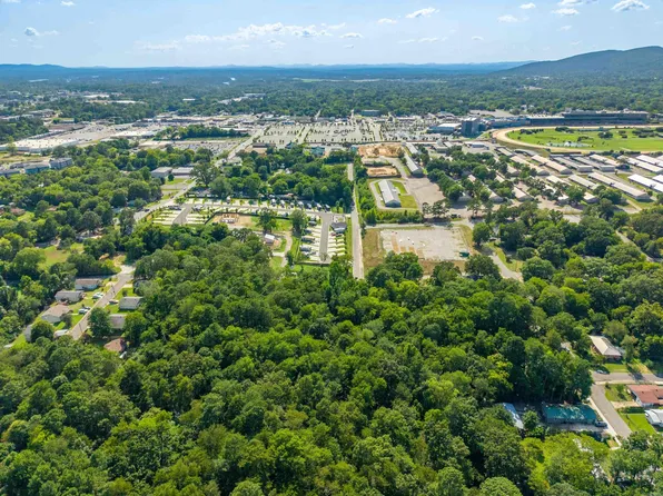 121 Keuka St, Hot Springs National Park, AR 71901