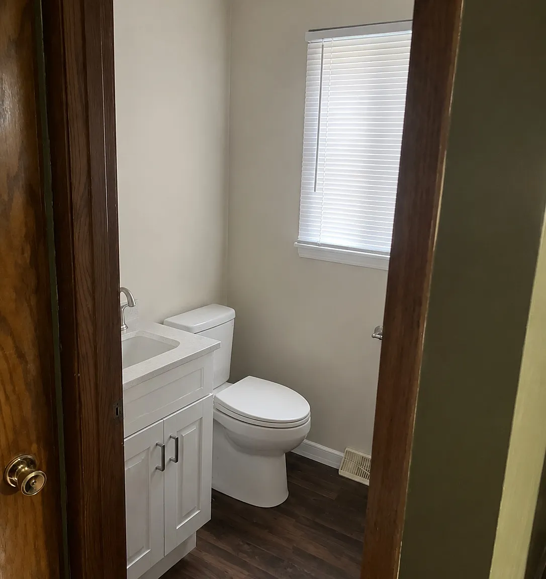 3 bed, 1.5 bath, 1200 sqft, $1,600 — Photo 4