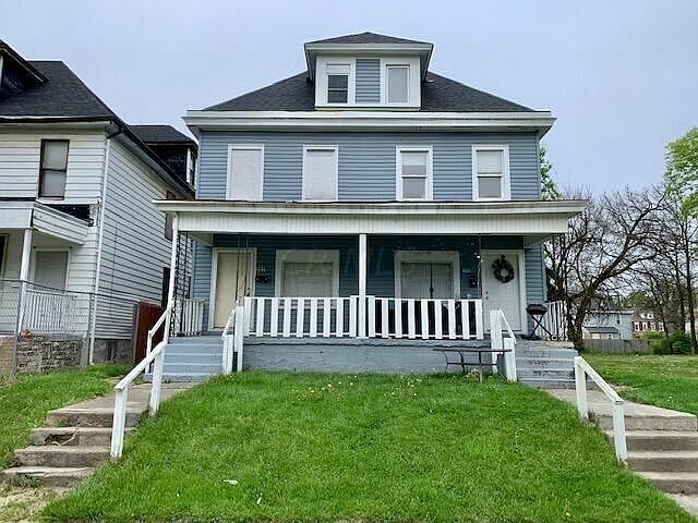 1st image of 387 N Garfield Ave #389