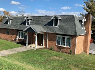 2105 Peach St, Morgantown, WV 26505