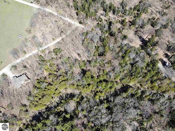 4th image of S Michaels Wood Trl #1865297