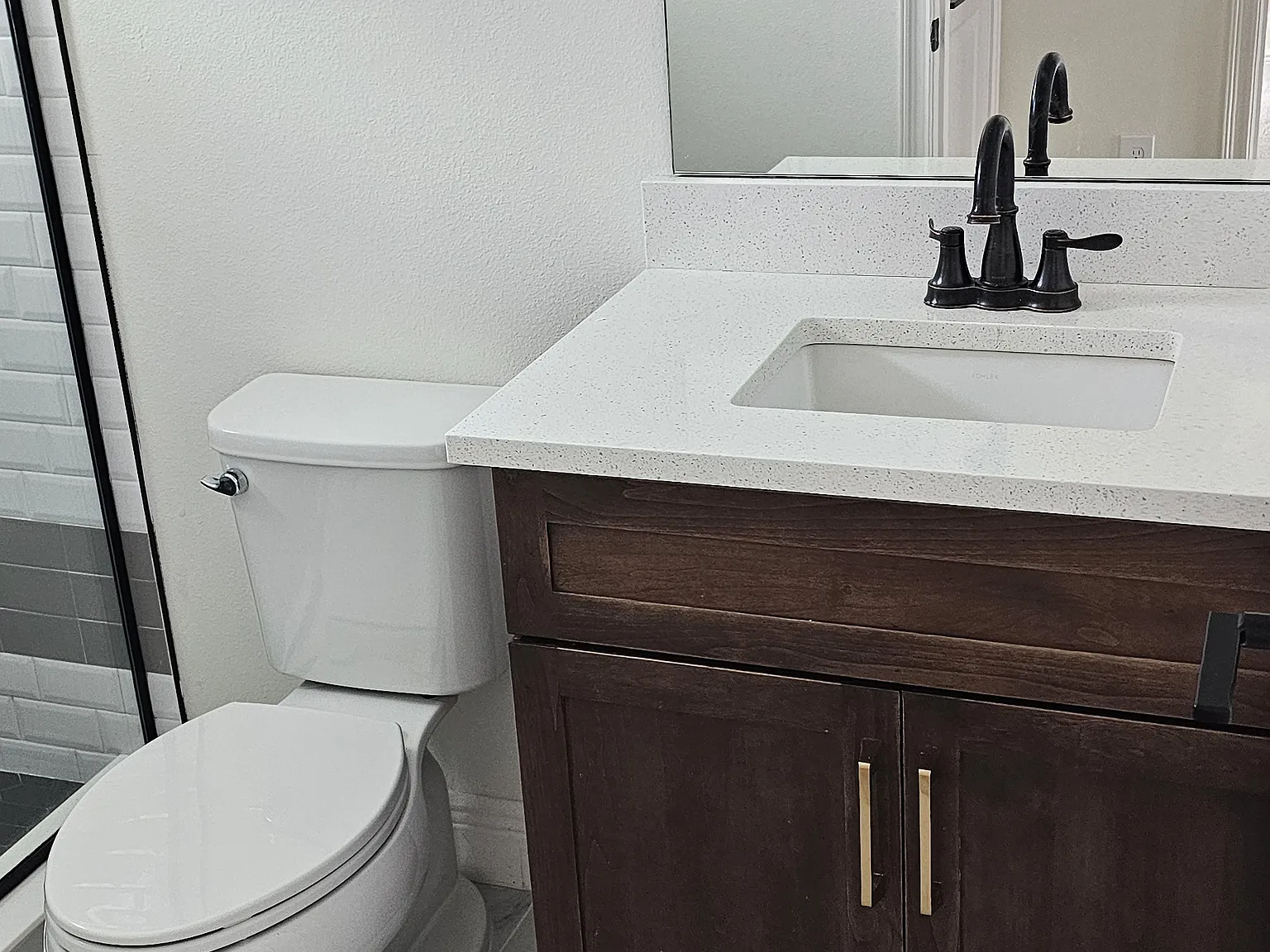 1 bed, 650 sqft, $1,600 — Photo 4