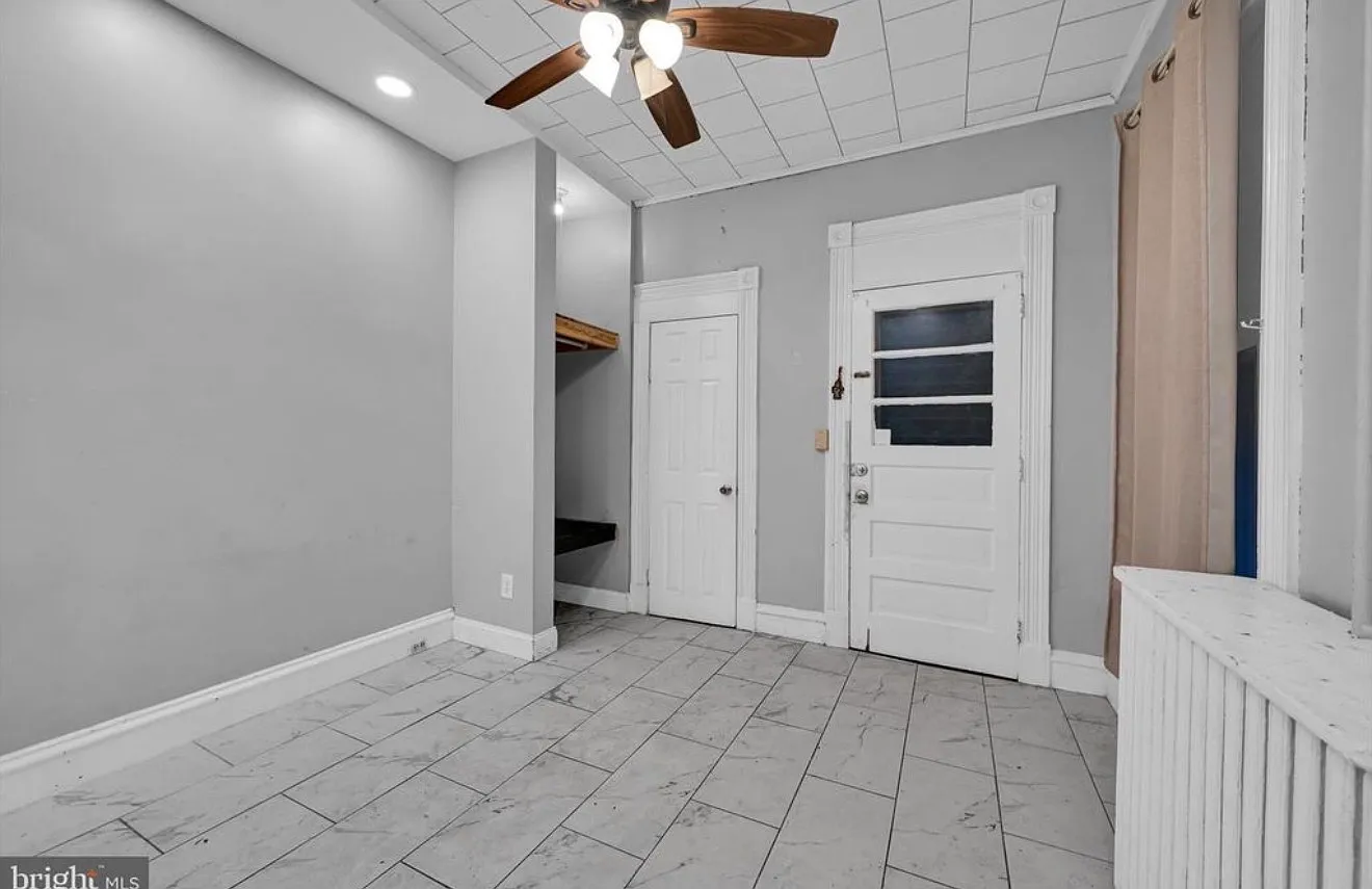 Studio, 850 sqft, $800 — Photo 2