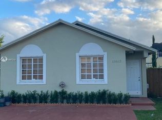 13826 SW 162nd Ter, Miami, FL 33177