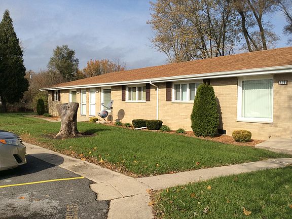 2nd image of 6948 Jackson Ct #6948