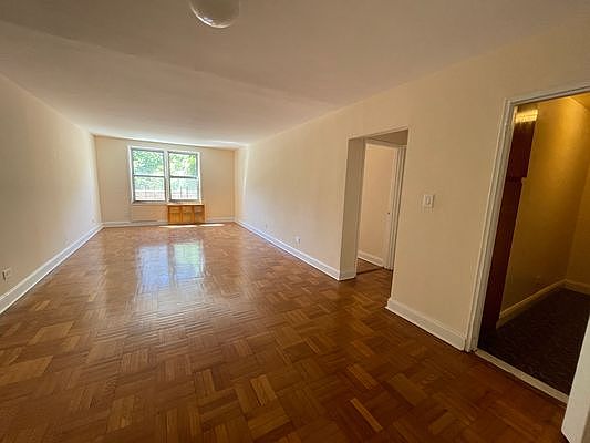 2nd image of 142-10 Roosevelt Ave #118