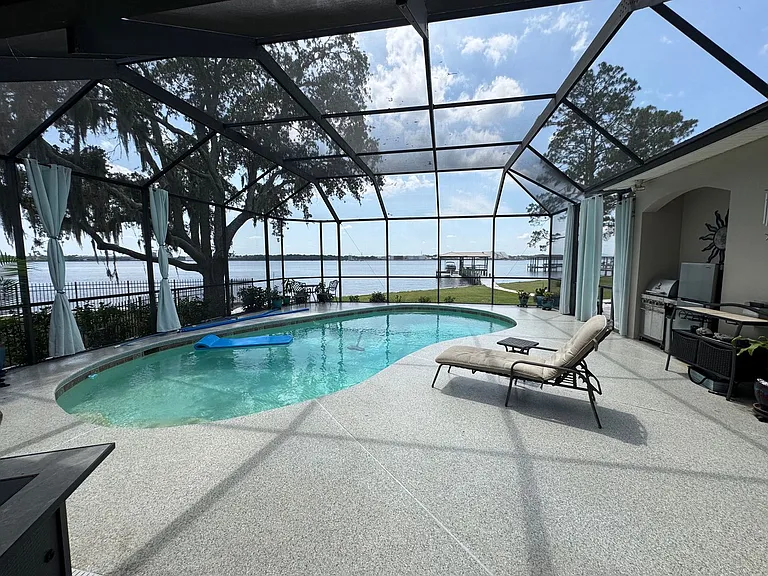 4911 Toproyal Ln — Photo 31