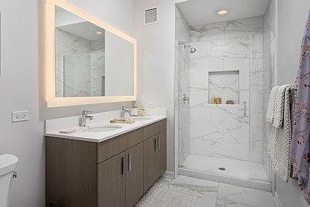 2nd image of 1209 N Lasalle St #1602