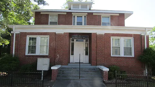 323 N McDuffie St #7 Photo 1