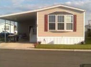 436 Oak Lawn Dr, Fairborn, OH