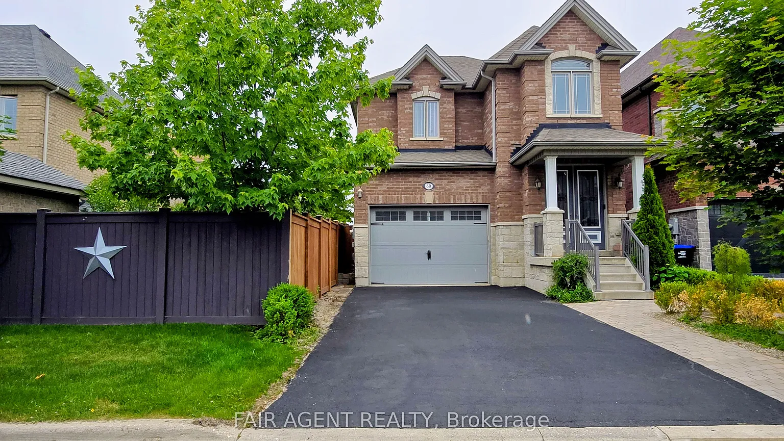60 Holt Dr photo 1
