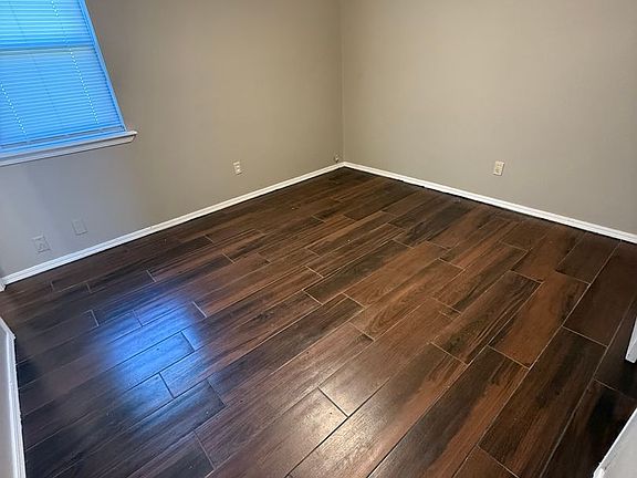 3rd image of 3910 James Ct