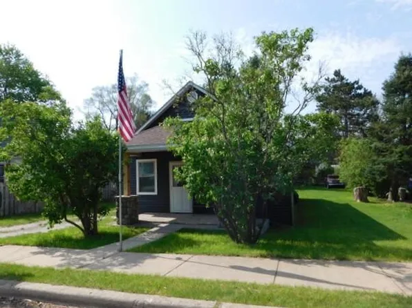 107 Vilas St, Grayling, MI 49738
