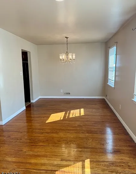 24 Grand Ave — Photo 4