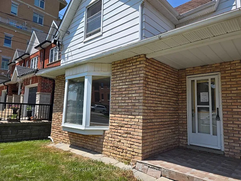 22 Centre St #1 — Photo 5