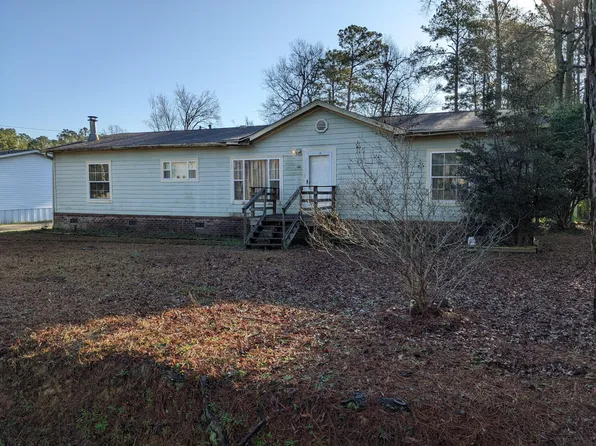 100 Lake Dr, Summerville, SC 29483