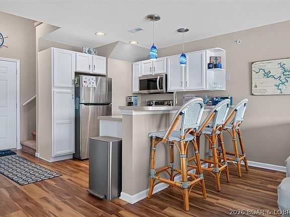 5th image of 164 Cedar Glen Dr #4C