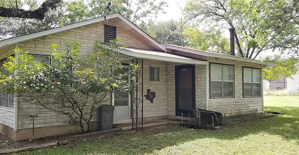 1st image of 901 High Mesa Dr